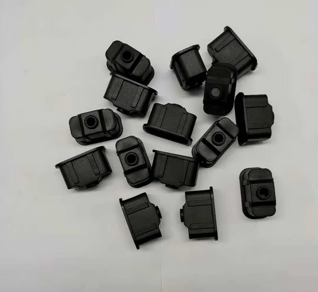 橡（xiàng）膠護套