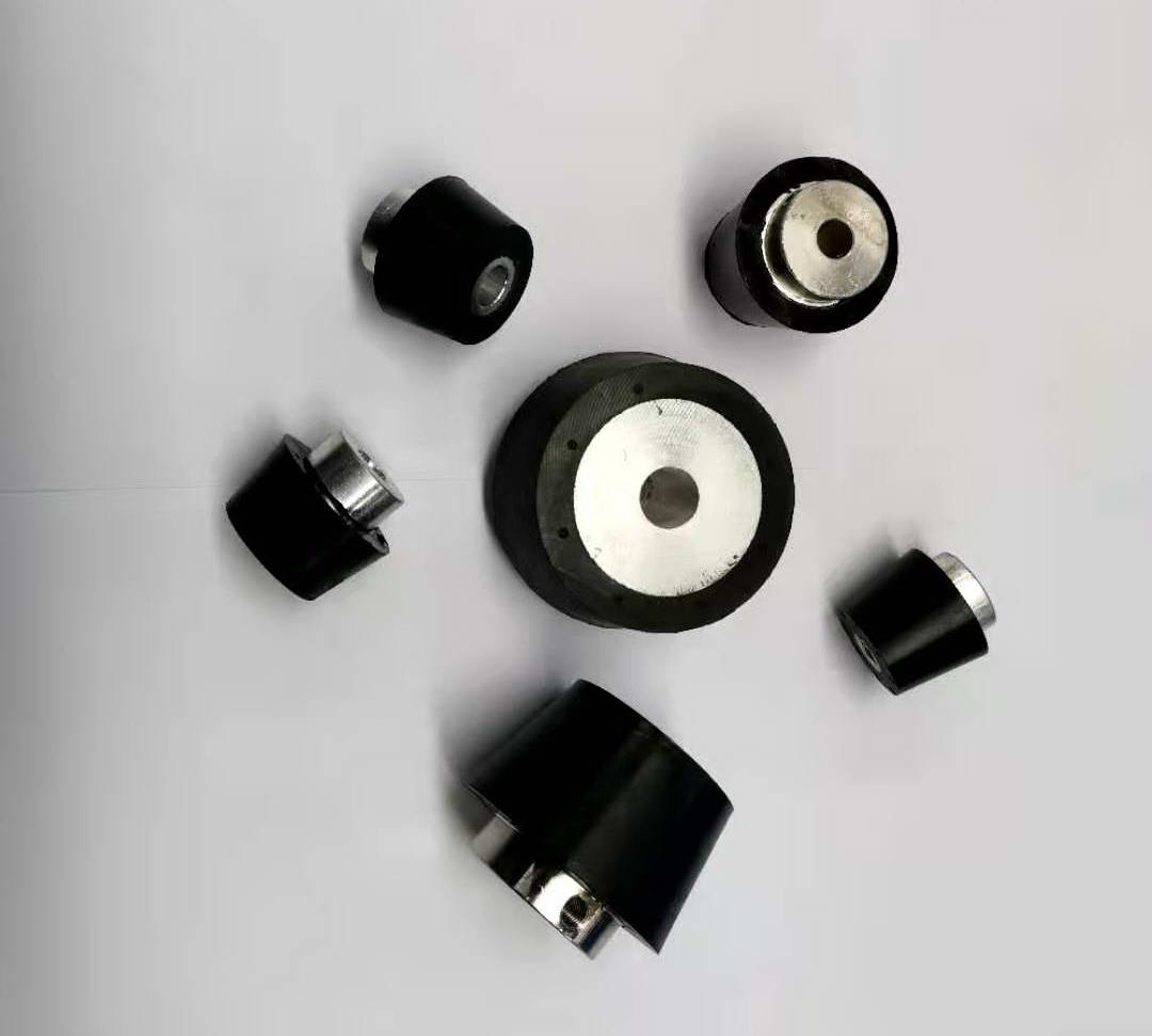 五（wǔ）金（jīn）包膠滾輪